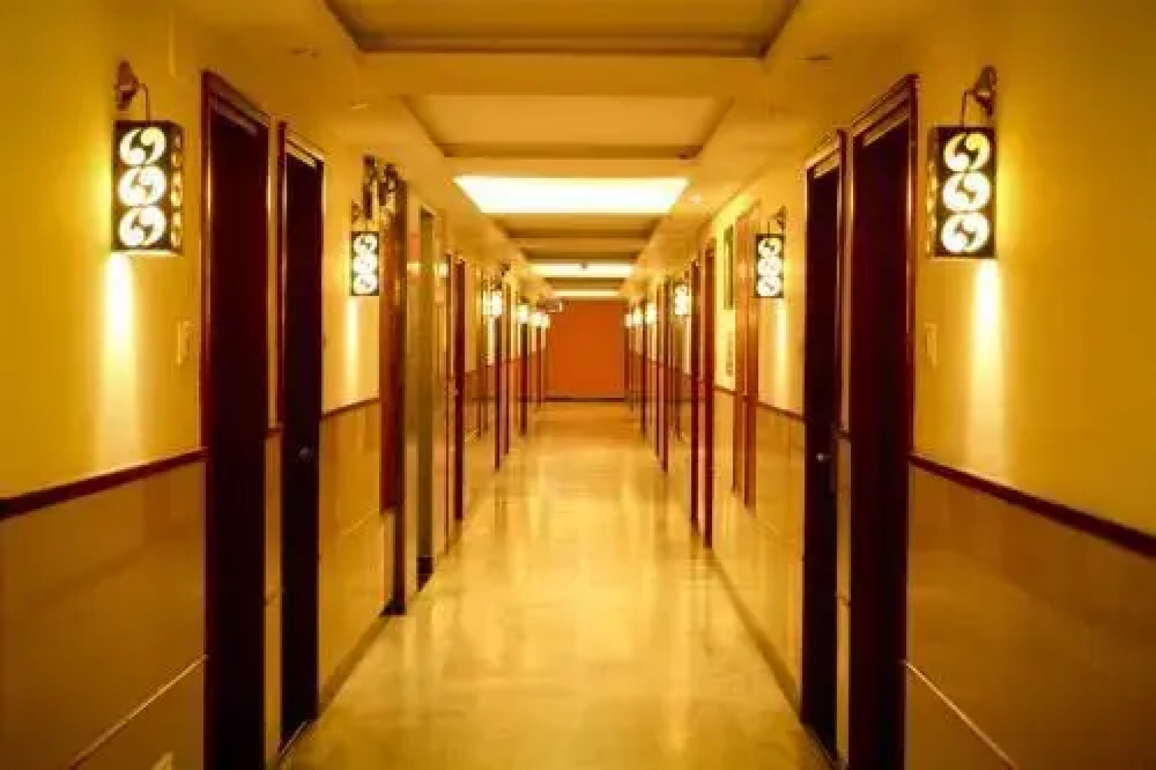 Hotel Yasodha Towers