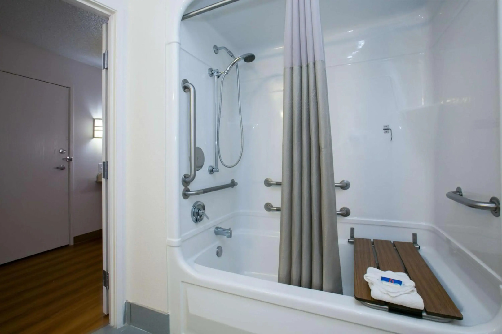 Motel 6 Brooklyn Center, MN - Minneapolis