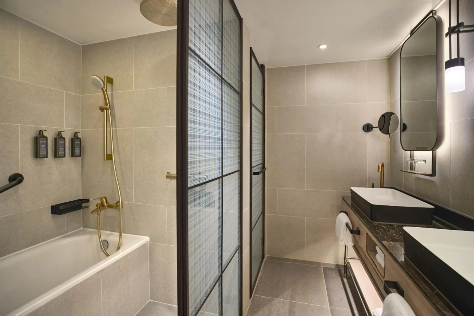 Sheraton Hong Kong Hotel & Towers