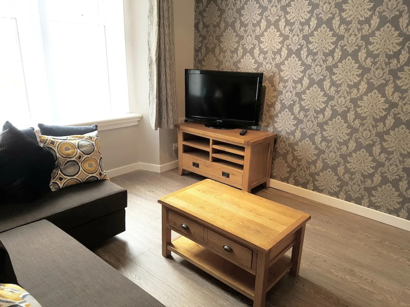 Dragon - Whitecrook Apartment 2 Bedroom Home