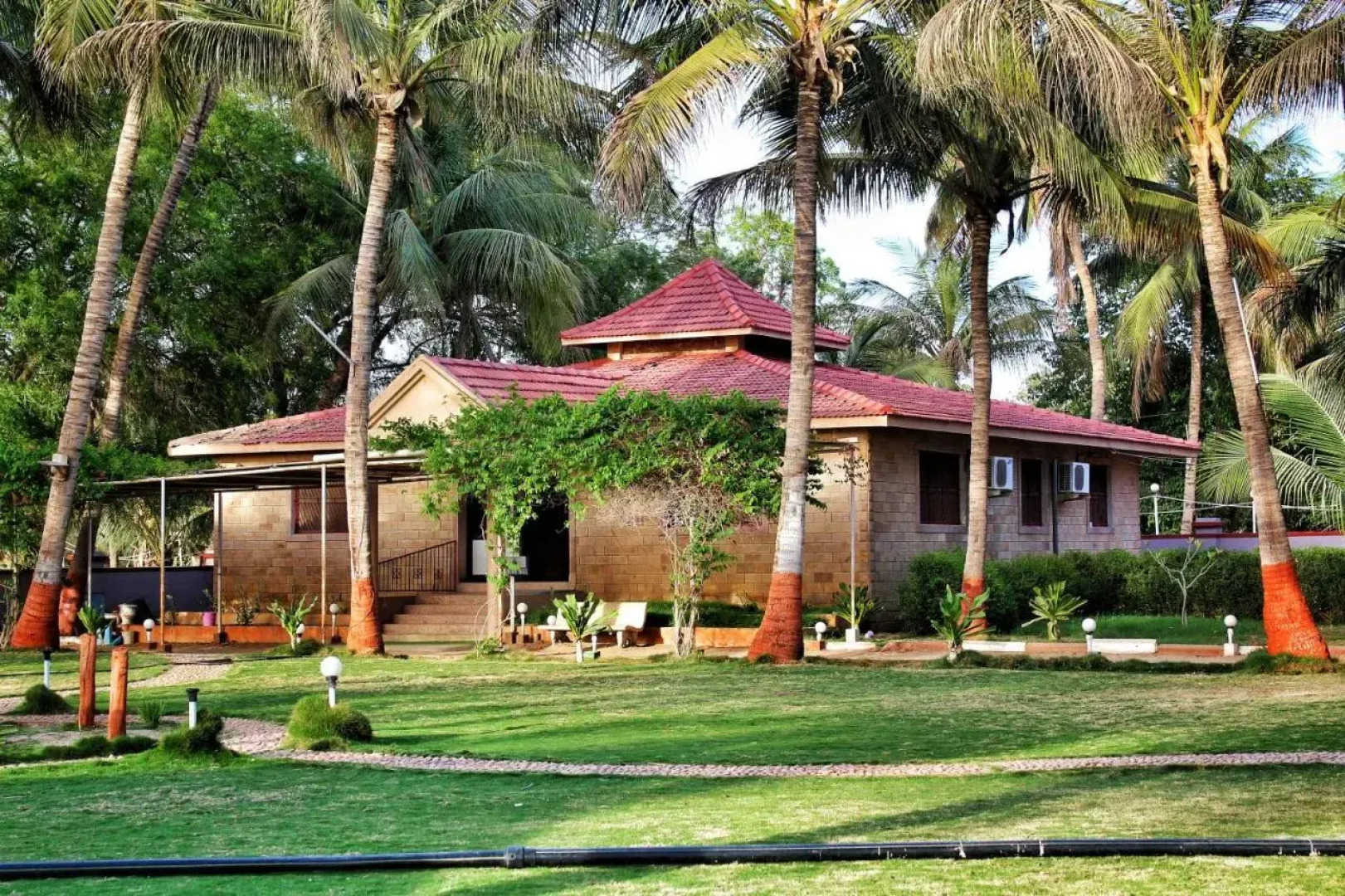 Stay Guru Resort Farm Villa