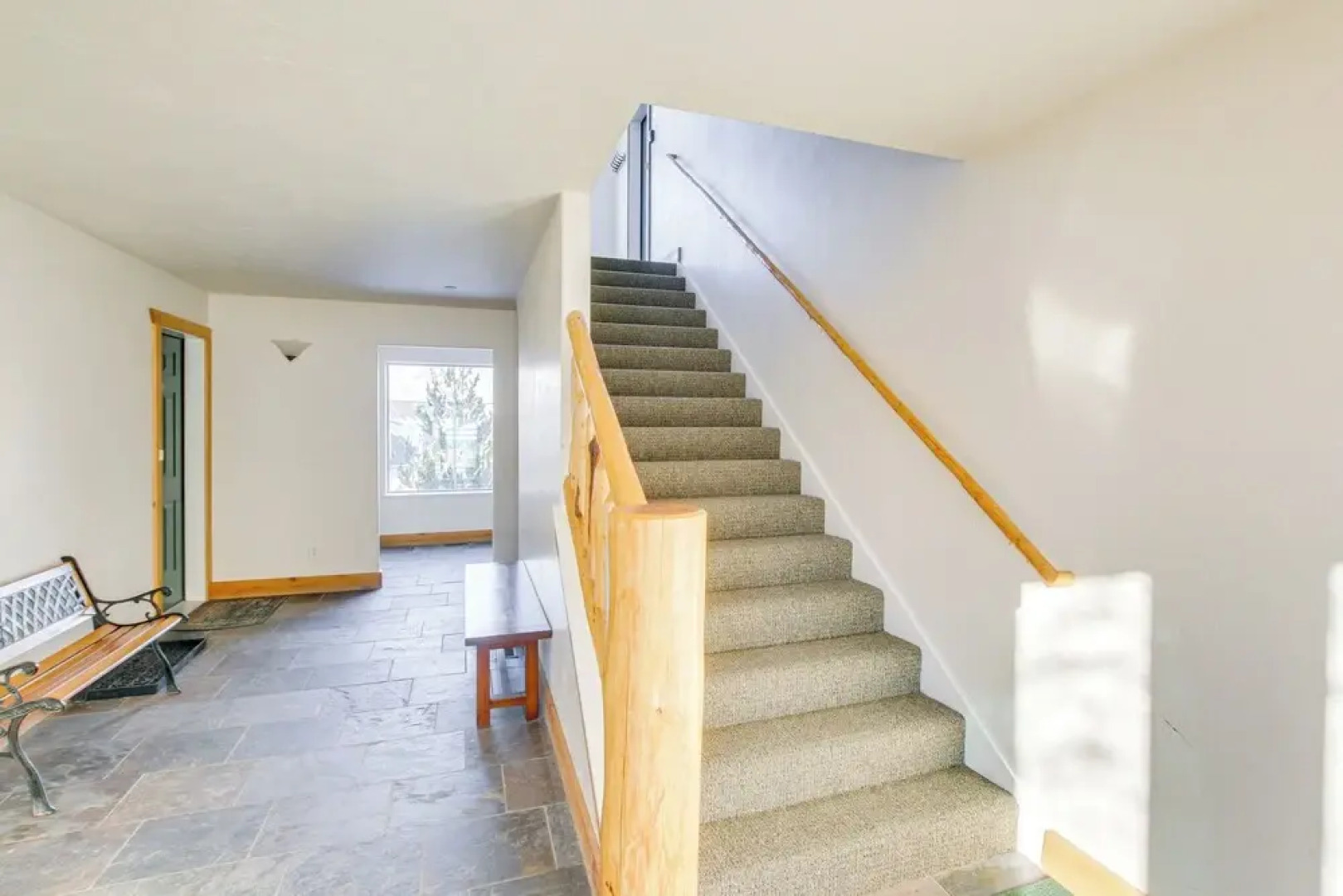 Mtn-view Gem Near Skiing & Golf in Eden!