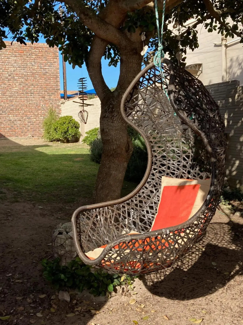 Pole Pole holiday home