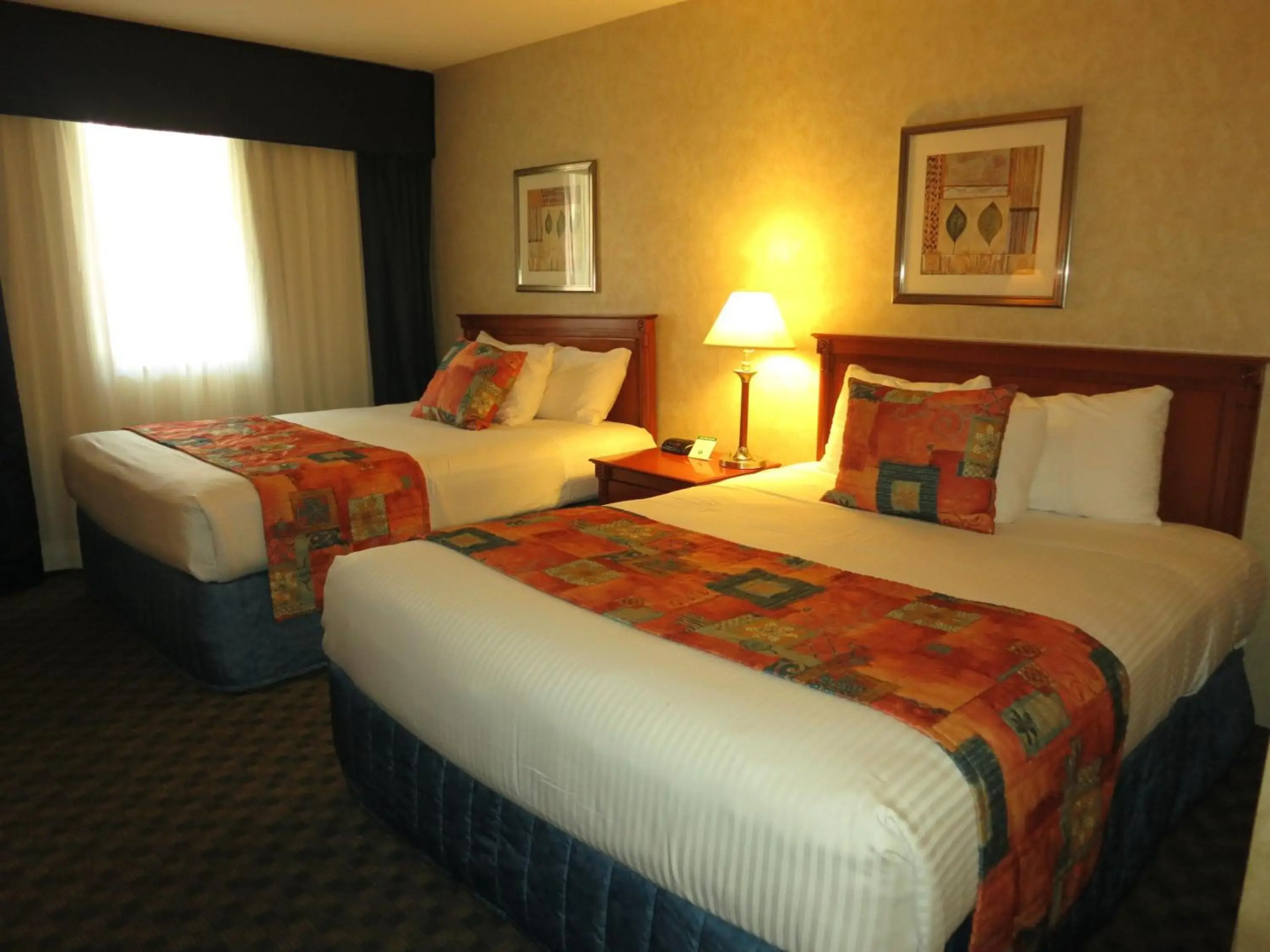 North Vancouver Hotel