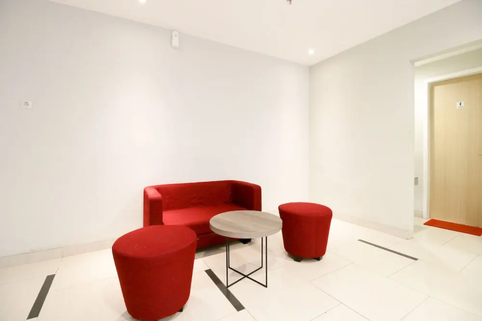 Airy Sirimau Cendrawasih 20B Ambon