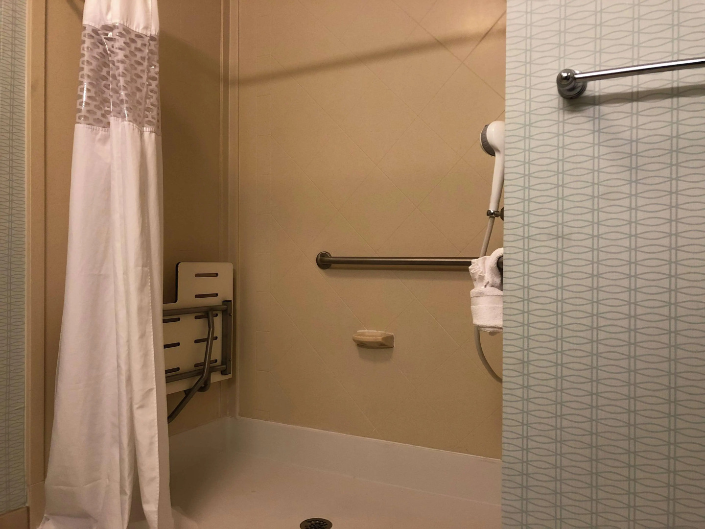 Hampton Inn & Suites Nashville @ Opryland