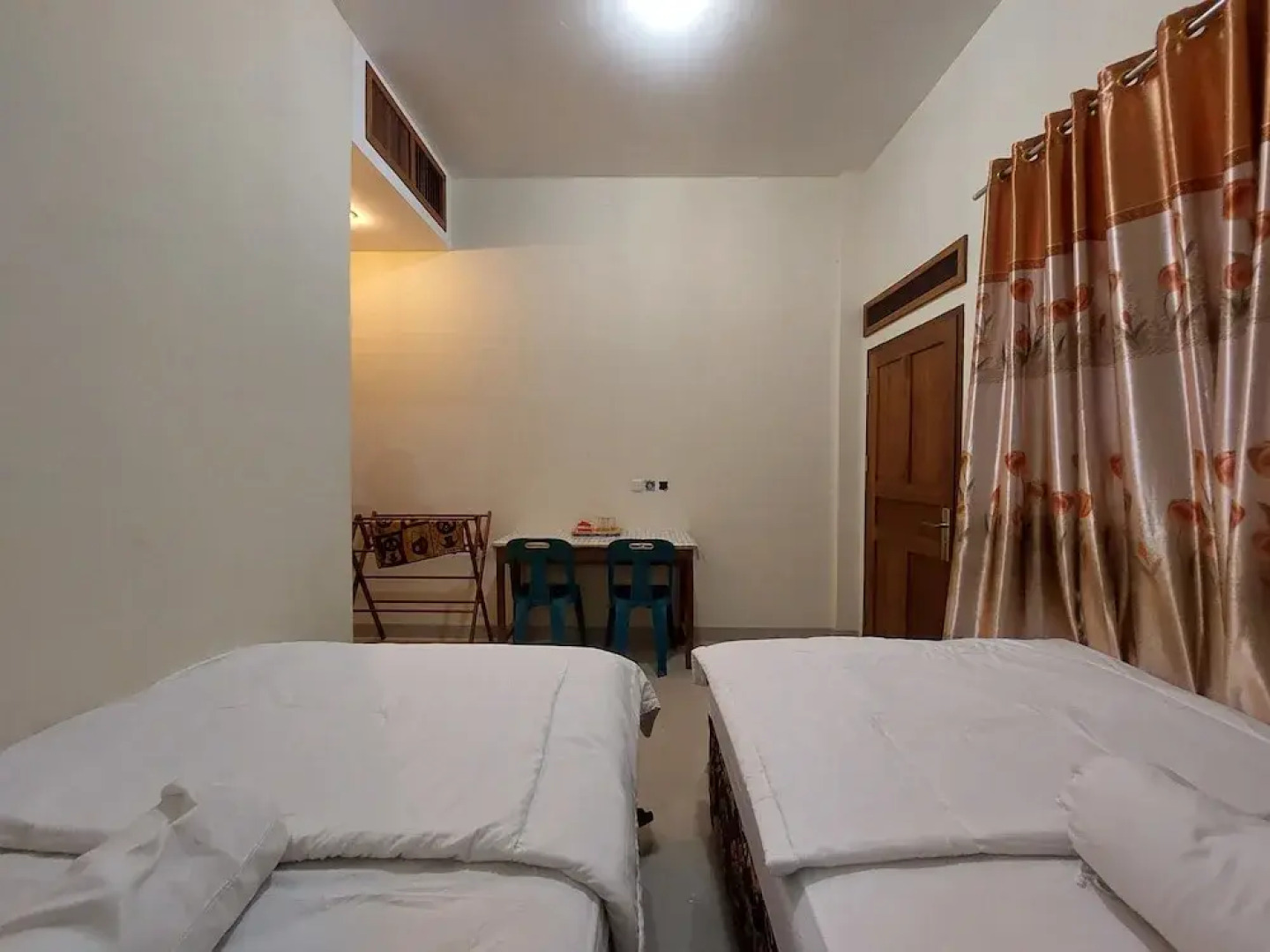 Gondang Sivali Hotel