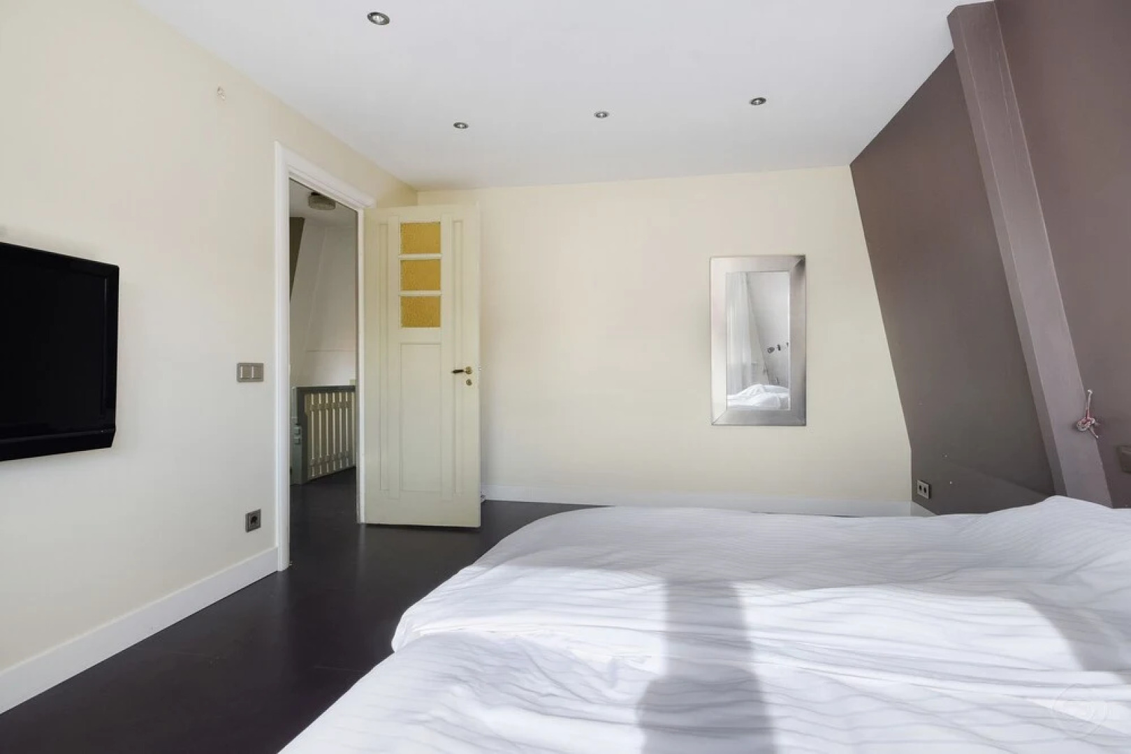 Elegant Riverside Apartment