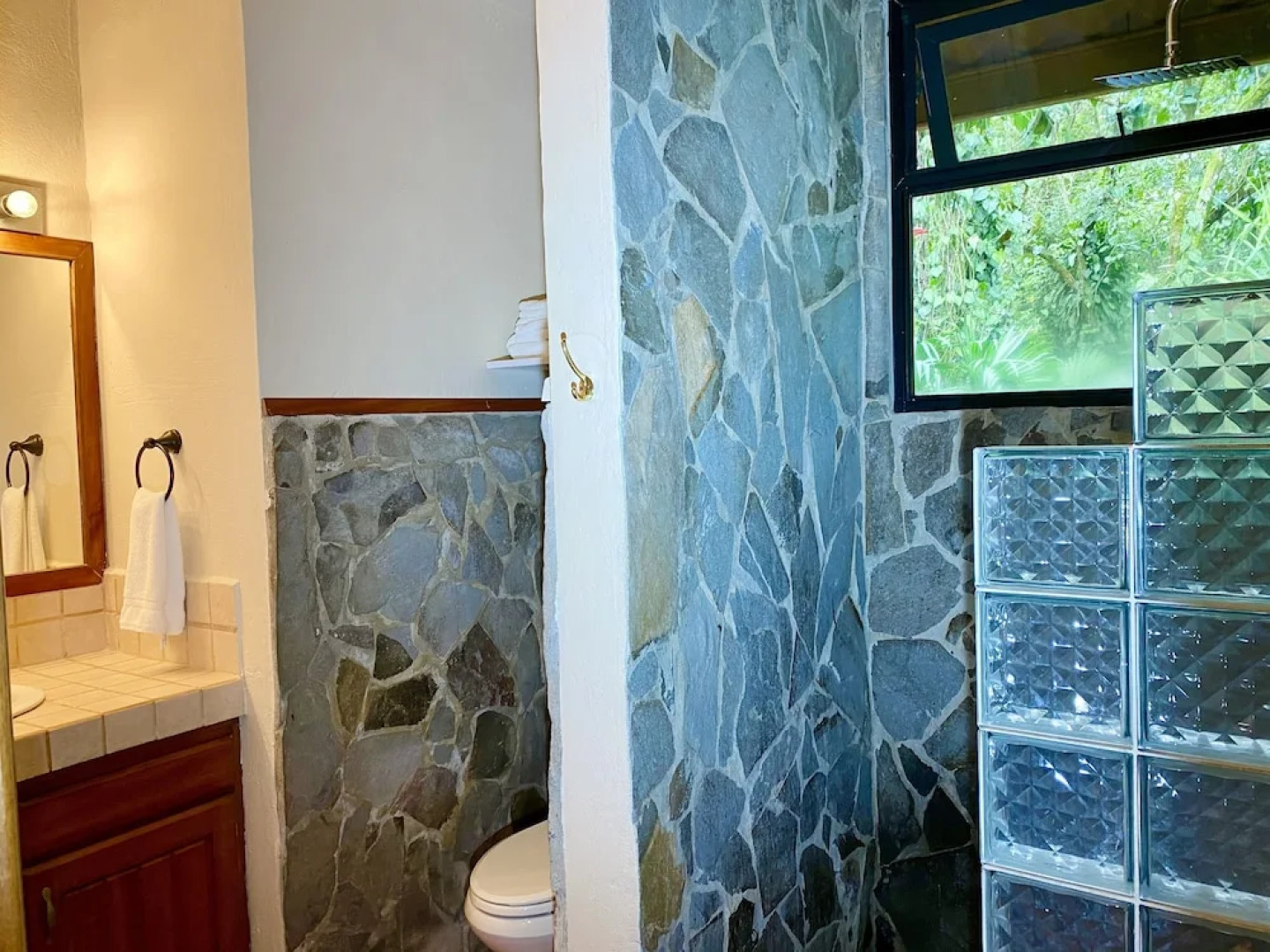 Cabanas Rio Encantado