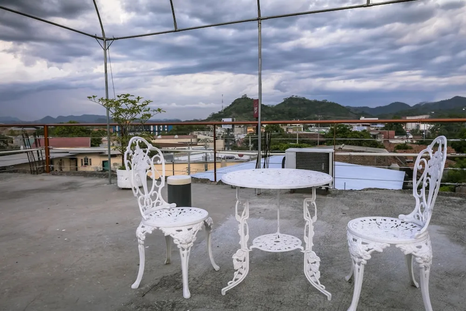 Hotel Mediterraneo Inn