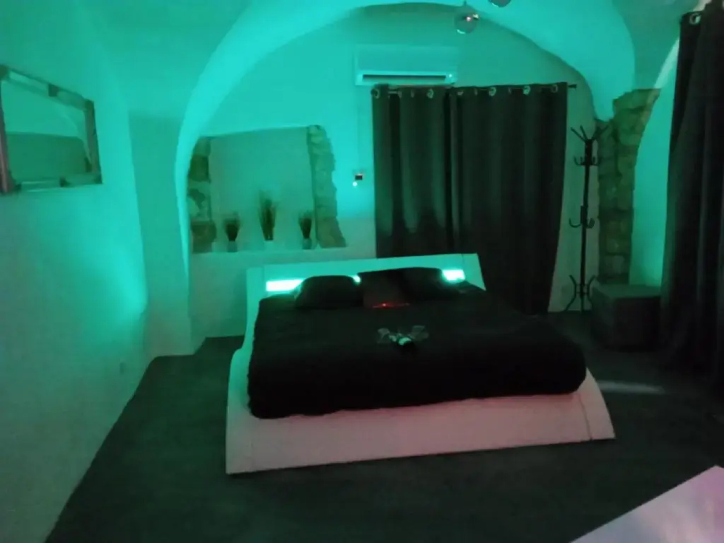 L'instant Suspendu (Adults Only)