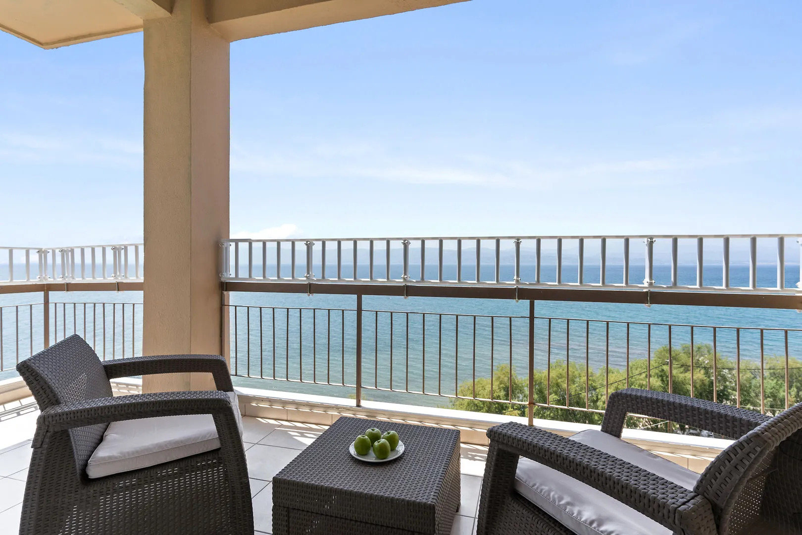 Stefania Beach Resort