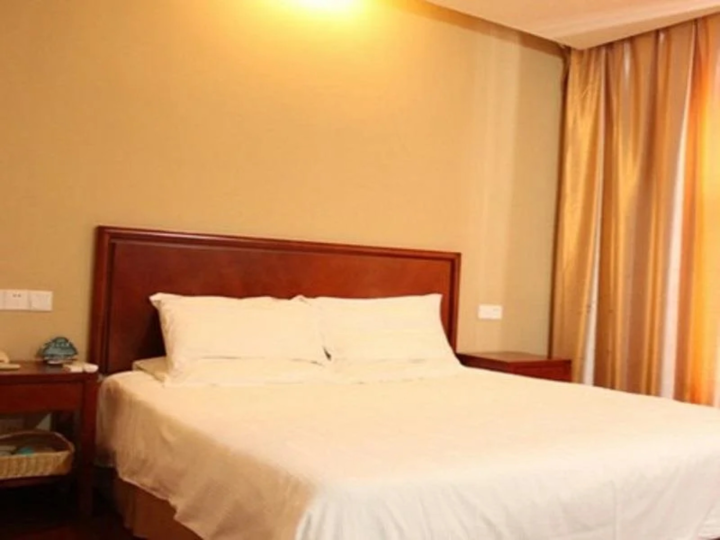 GreenTree Inn Shaoxing Xinchang Dafou Express Hotel