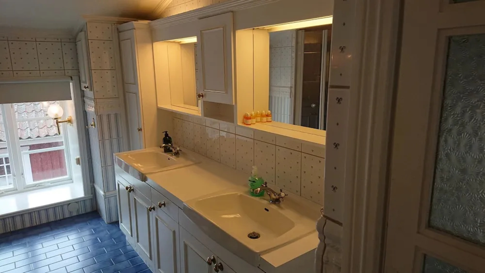 Garvaregården Hotel and B&B