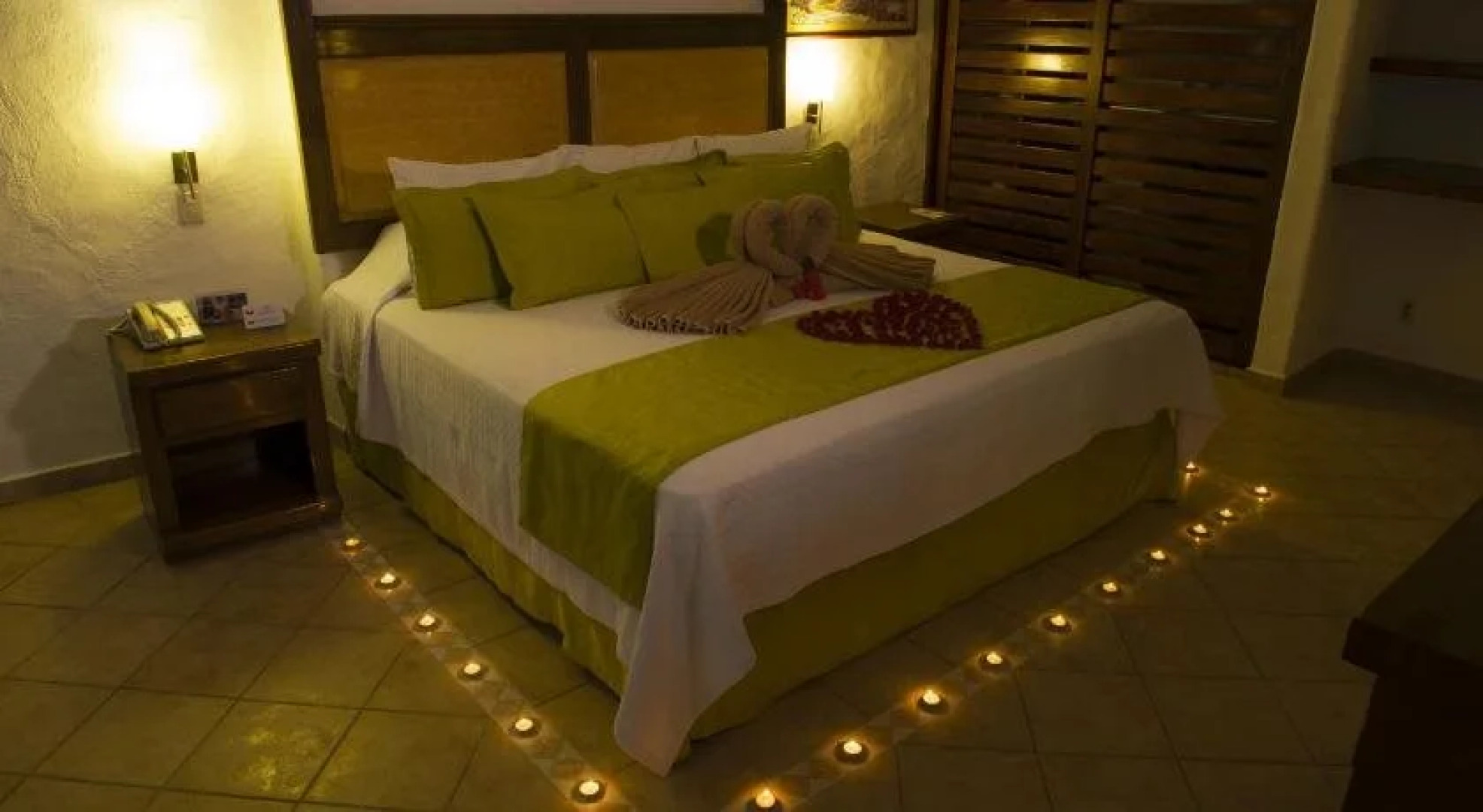 Los Angeles Locos - All Inclusive