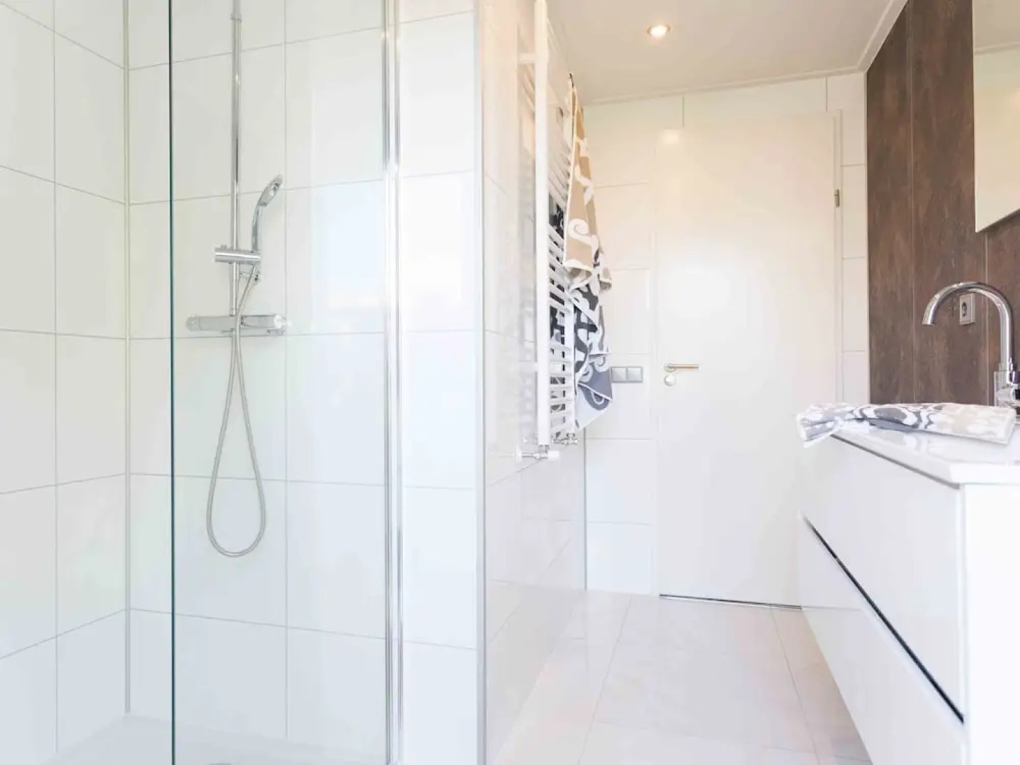 Modern Holiday Home with Dishwasher, 5 Km. From Valkenburg