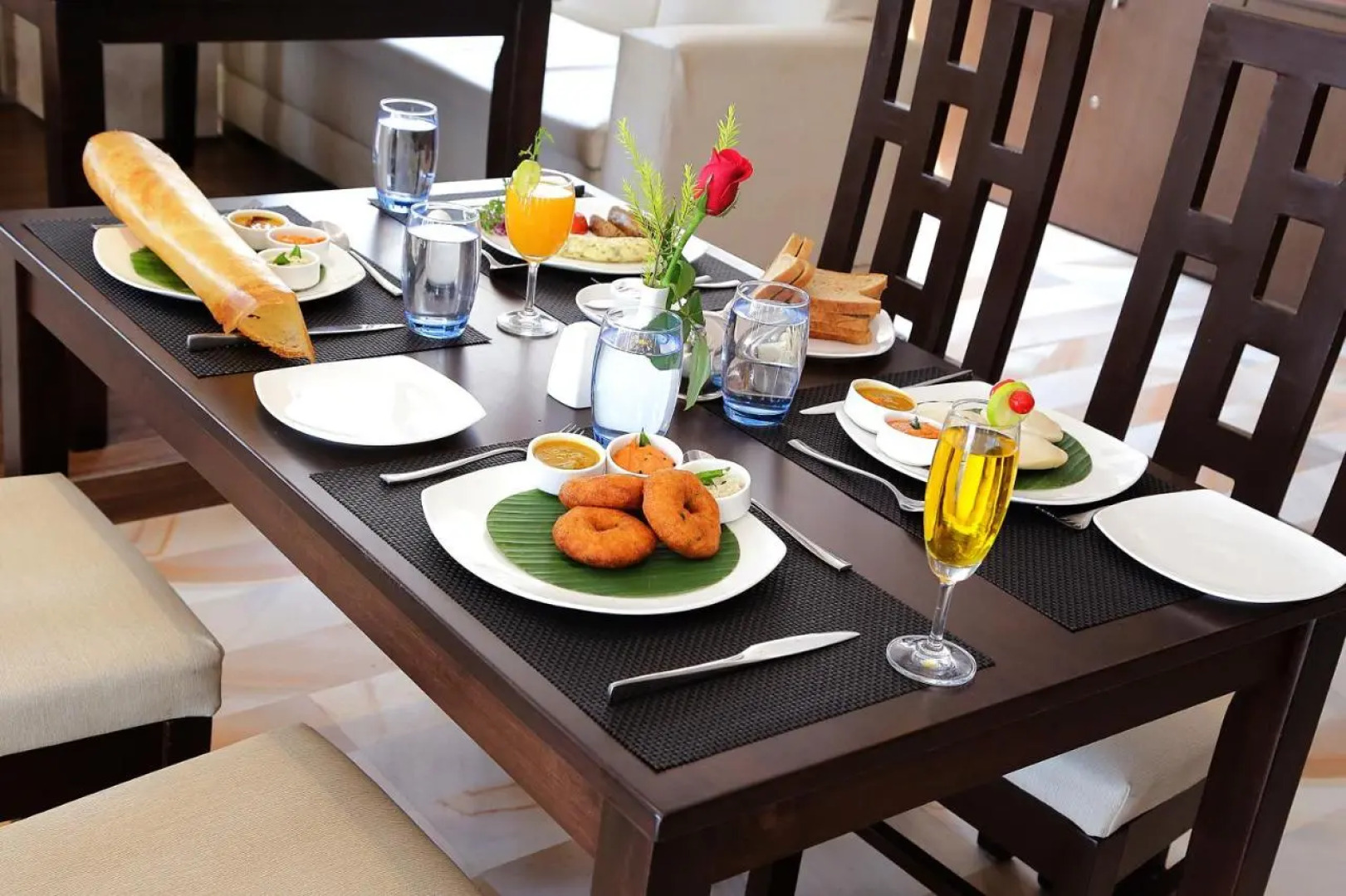 Ethnotel, Kolkata Airport