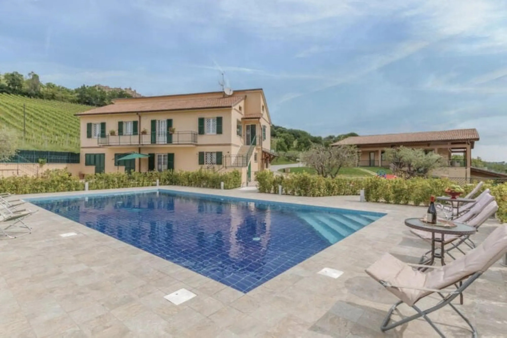 Beautiful holiday home in Montedinove with shared pool
