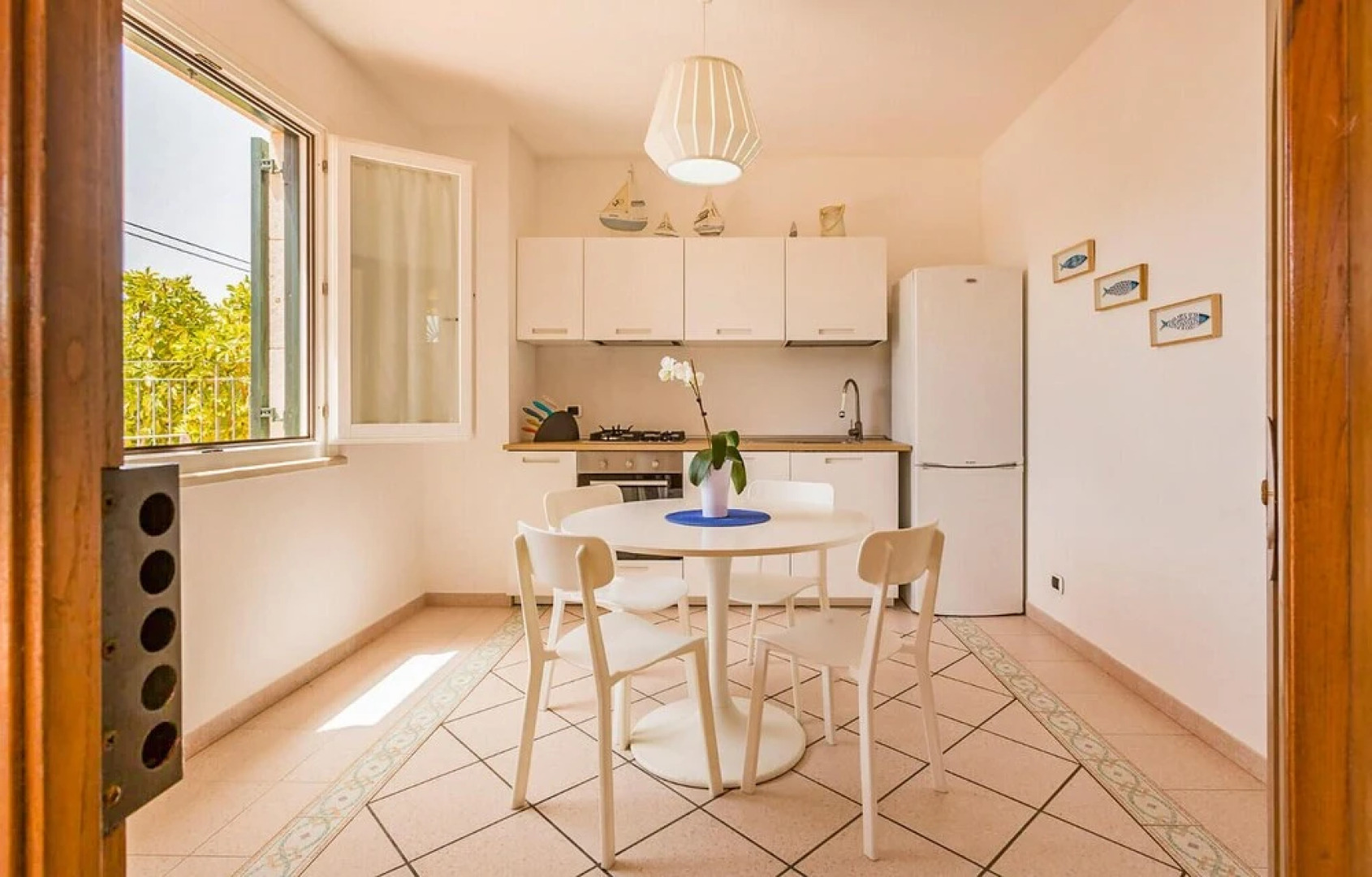Stunning Home in Marina di Modica With 3 Bedrooms and Wifi