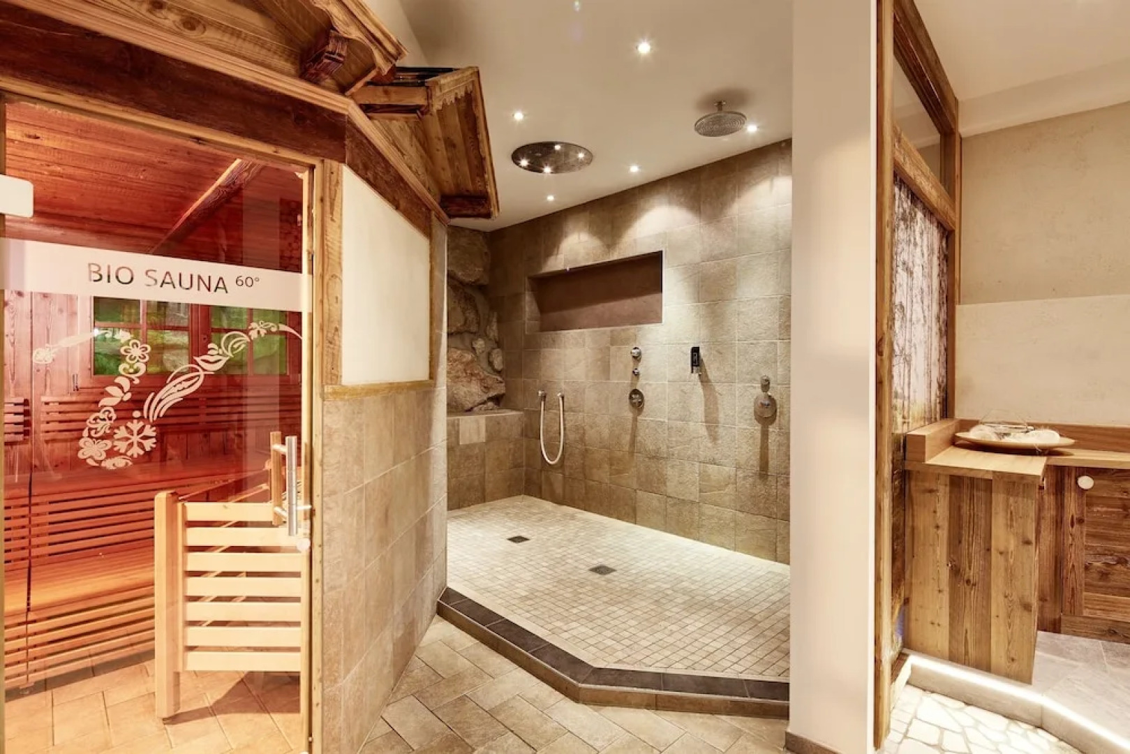 VIER JAHRESZEITEN Wellnessresort Achensee