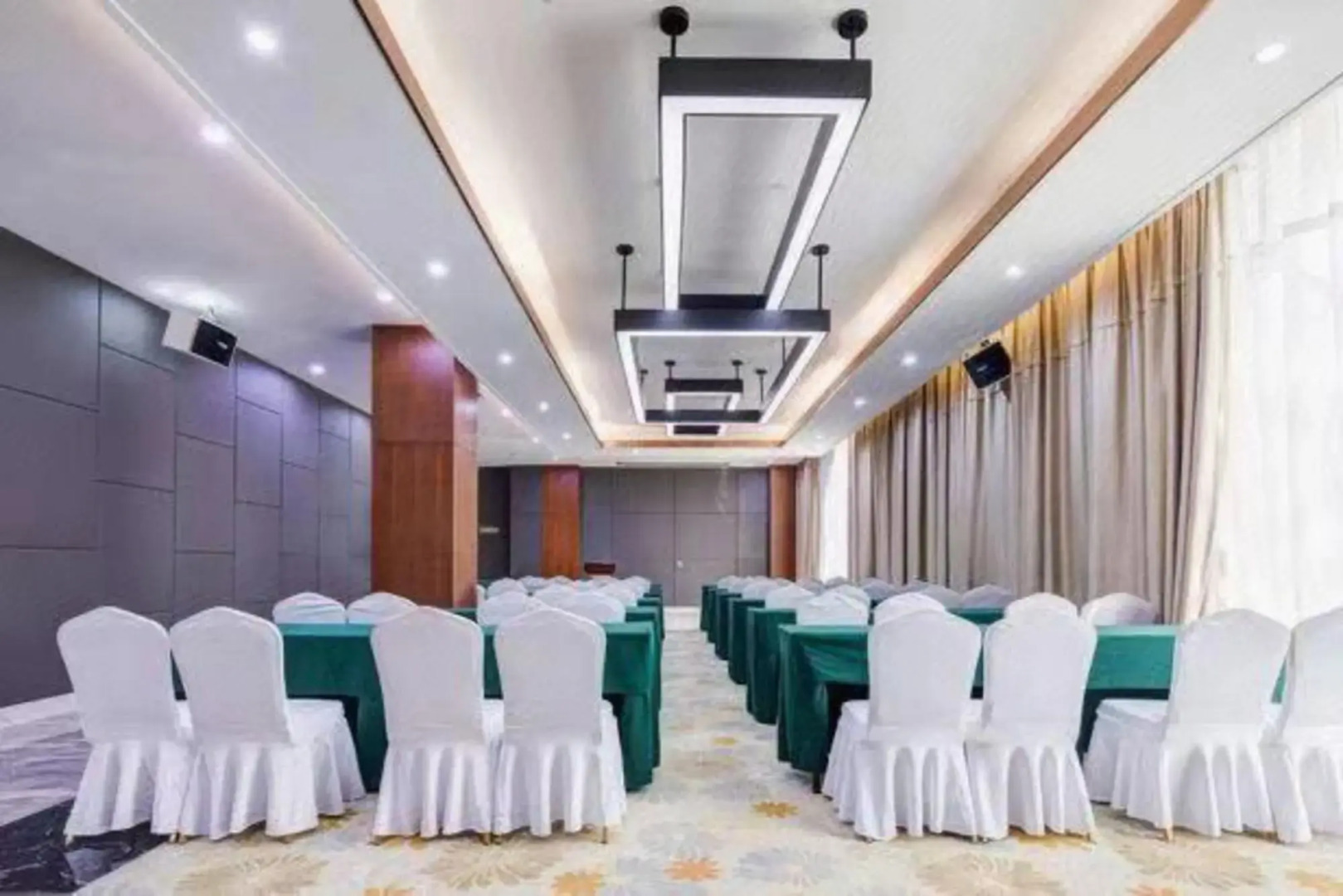 Jiuzhou International Hotel