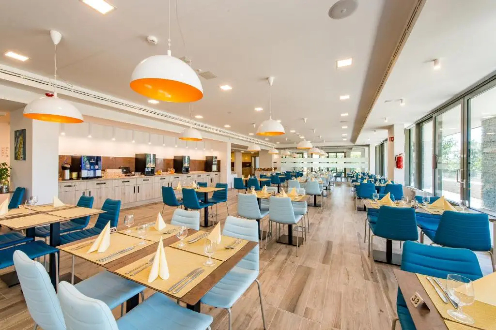 Akademia Hotel **** Balatonfured