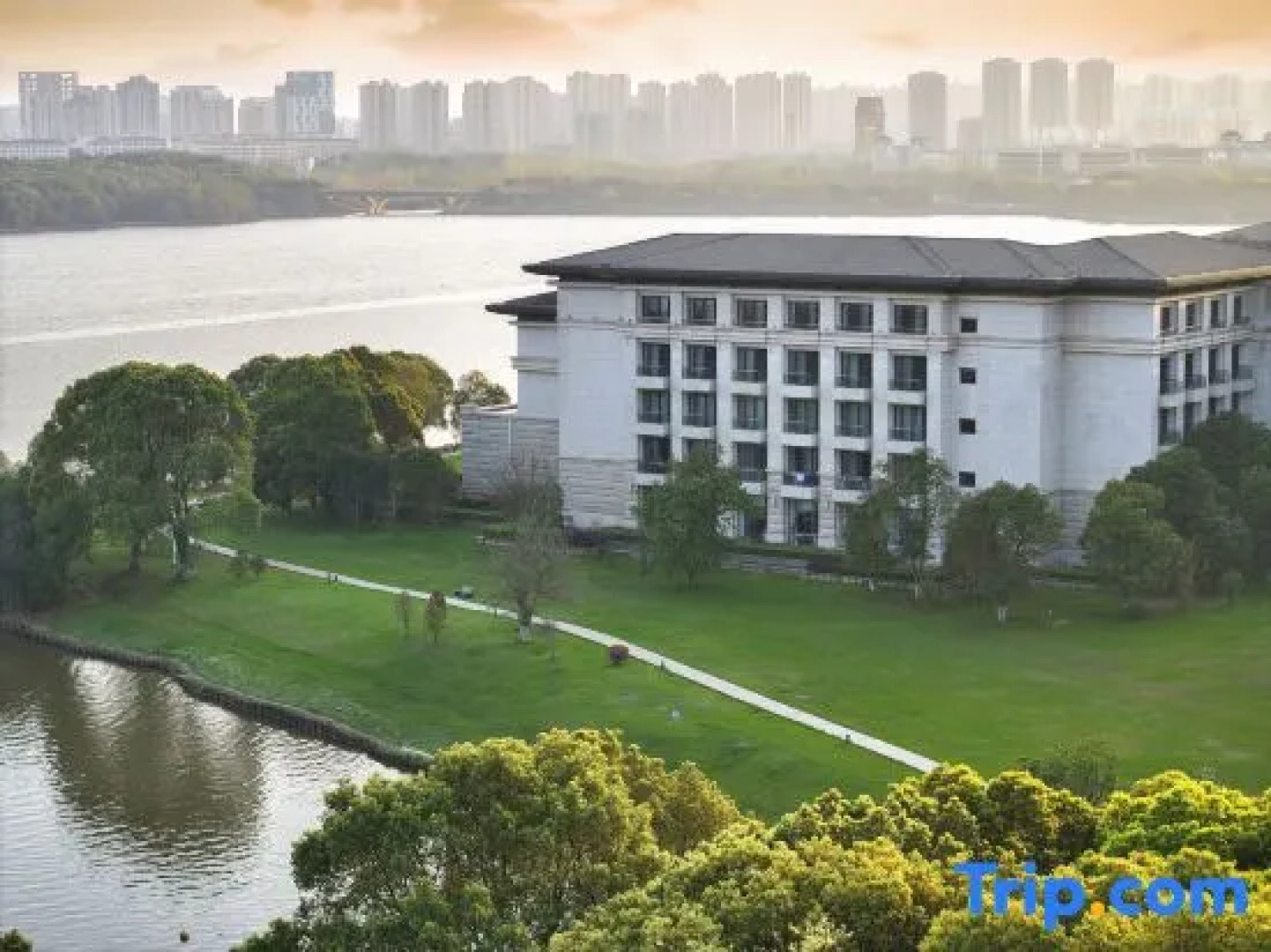 Qianhu State Guest House