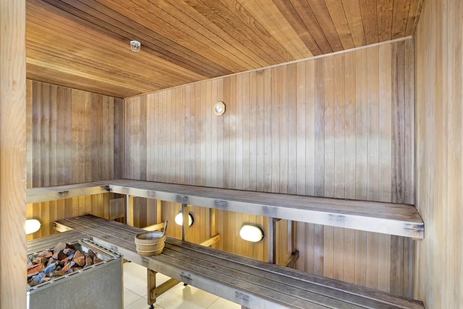 Collins Accommodation