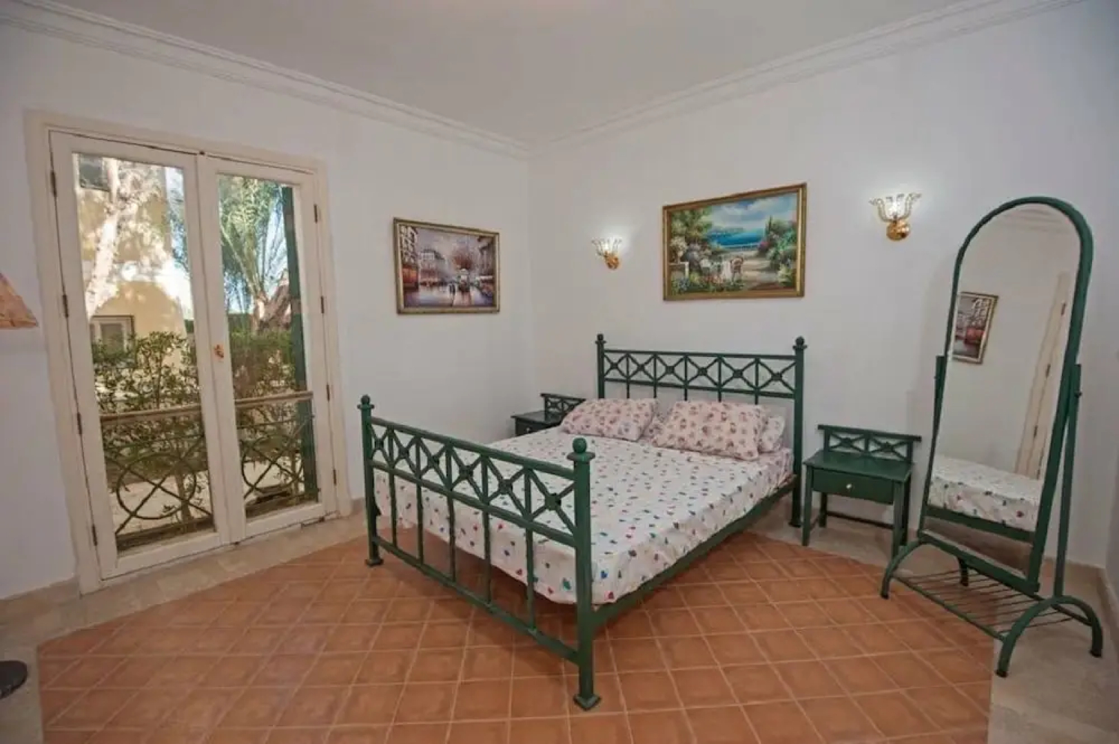 Chic 4-Bedroom White Villa for Rent in El Gouna Egypt