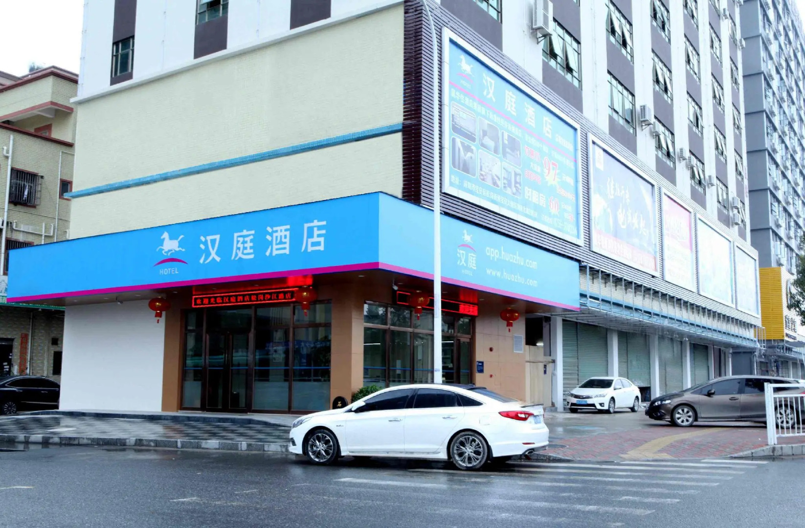 Hanting Hotel Shenzhen Baoan Songgang Metro Station