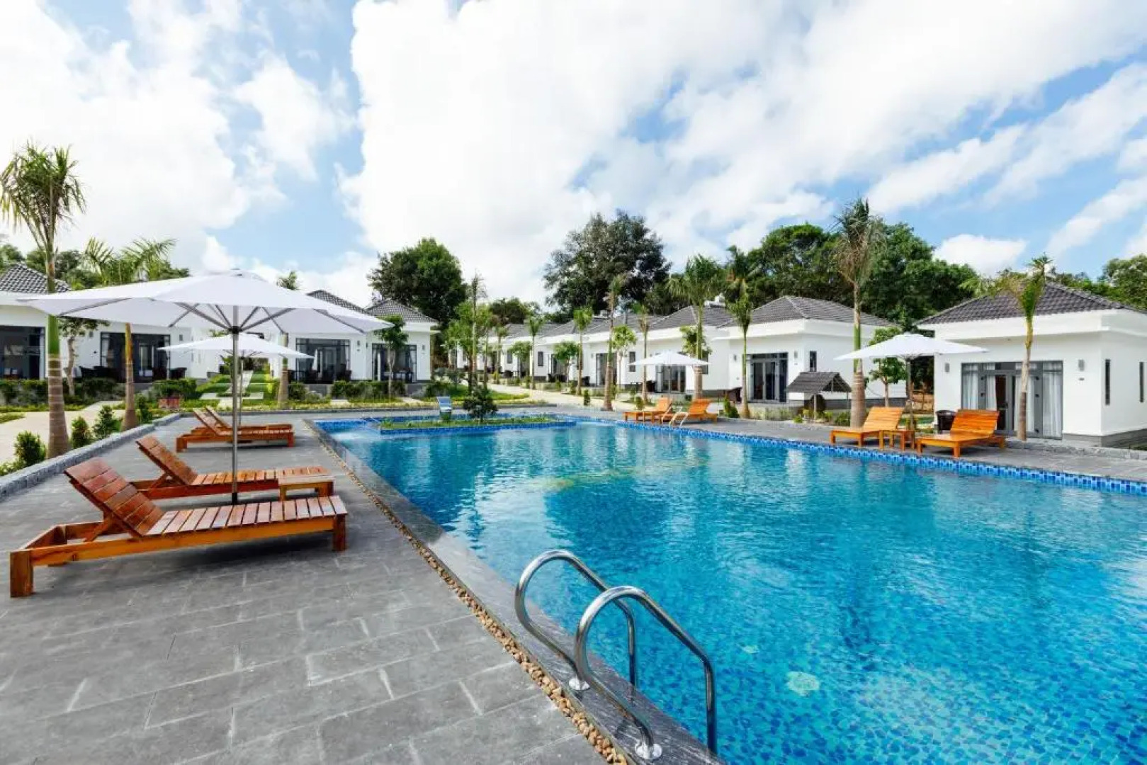 Xuan Hien Resort Seapearl Phu Quoc