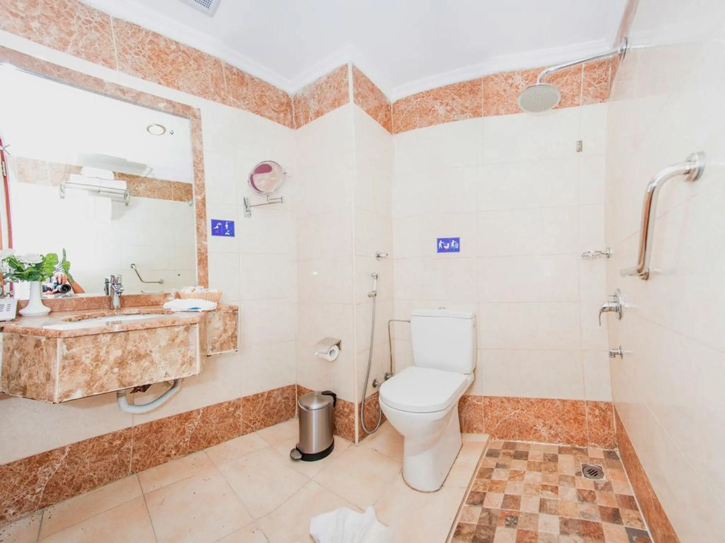 Amjad Al Diyafah Hotel