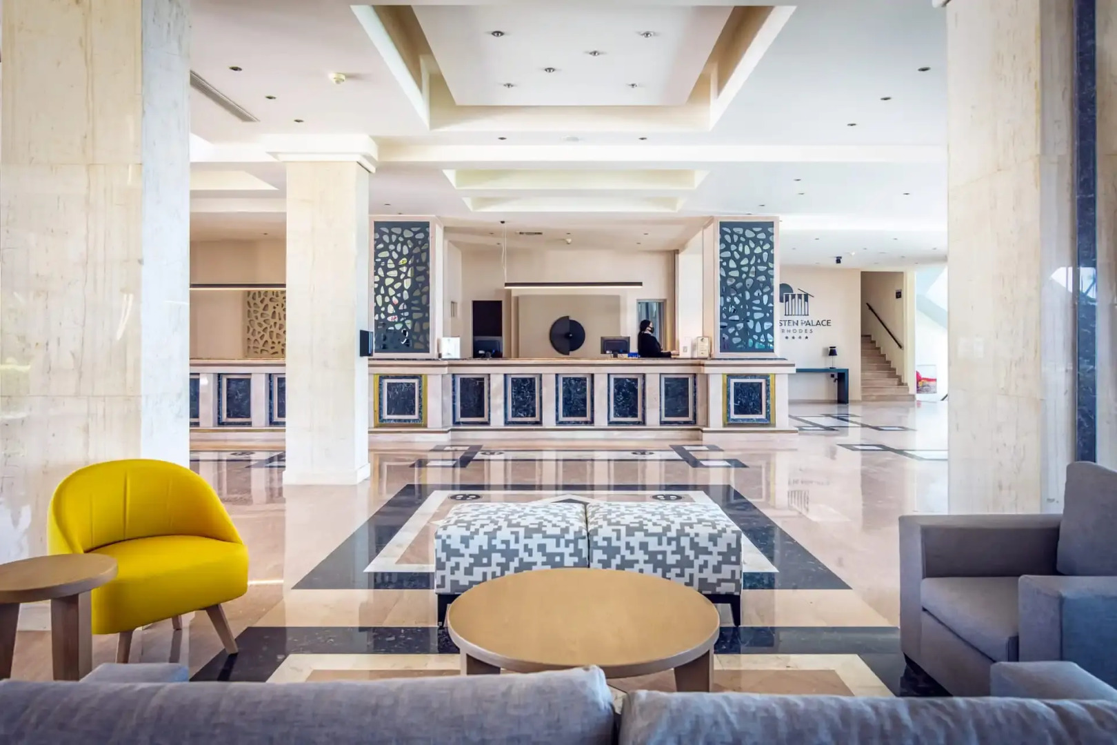 Kresten Palace Hotel