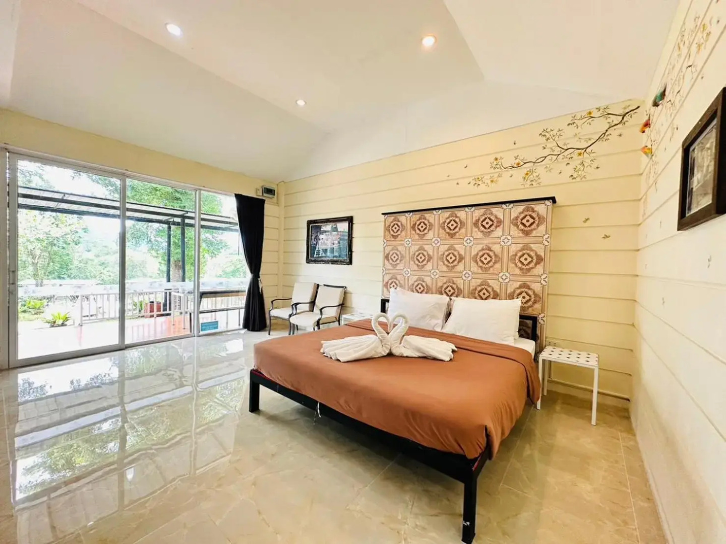 Yoko River Kwai Resort