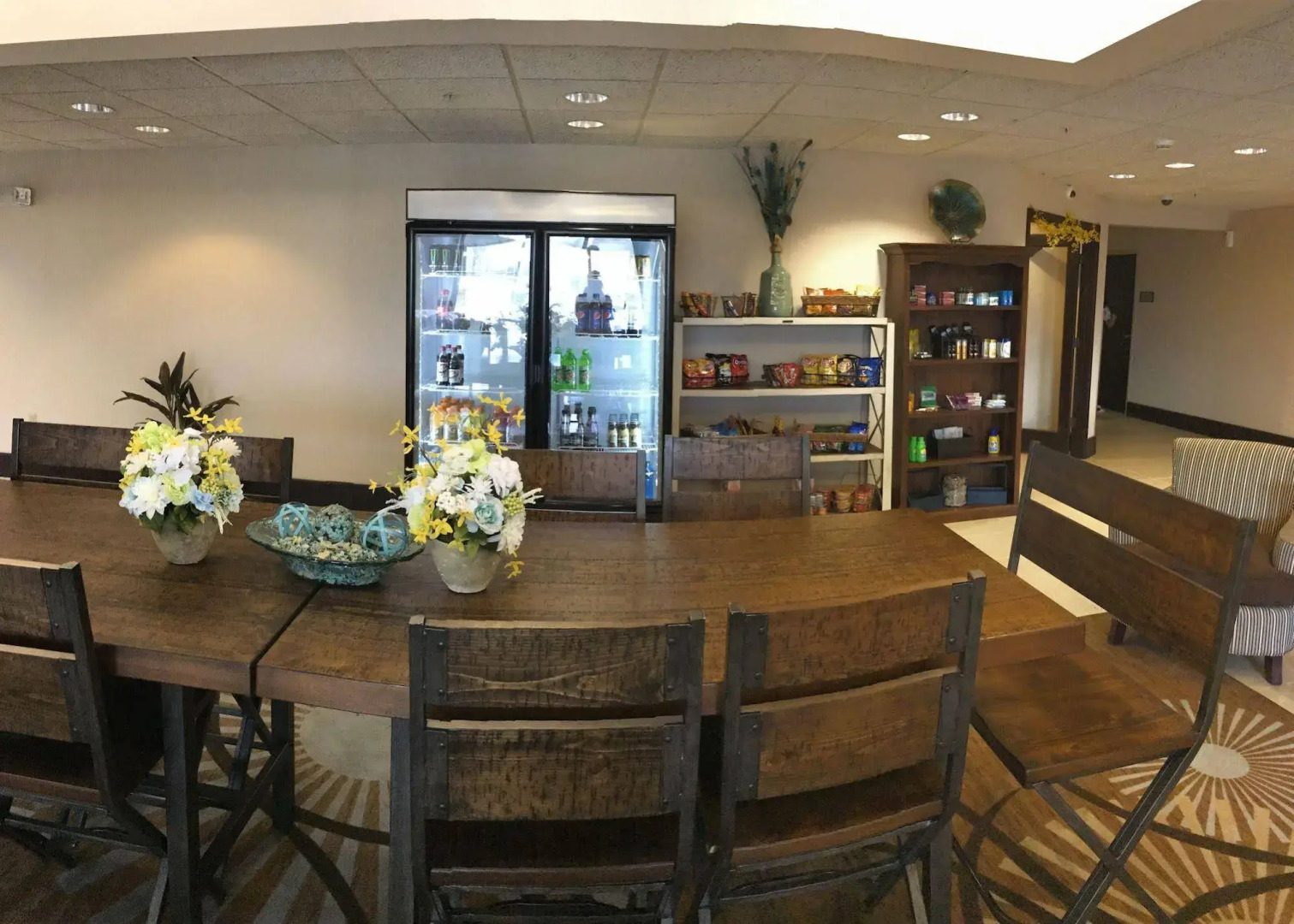 Greenfield Inn & Suites Owensboro, KY Airport