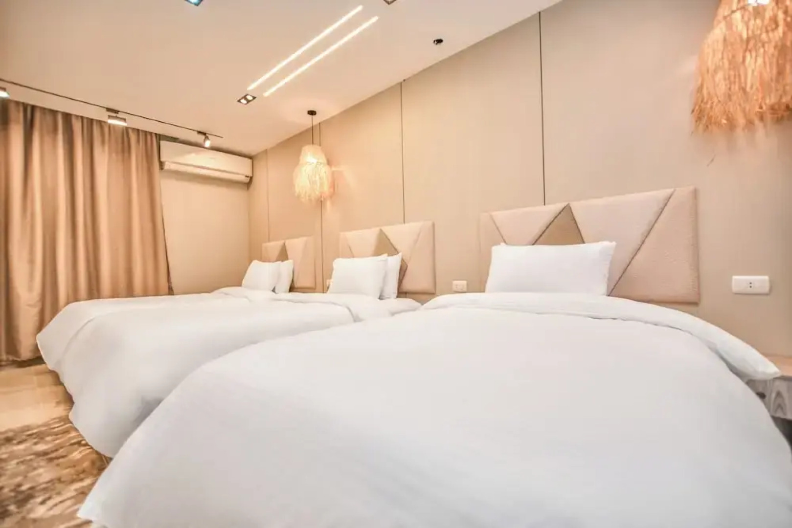 Pyramids View Studios