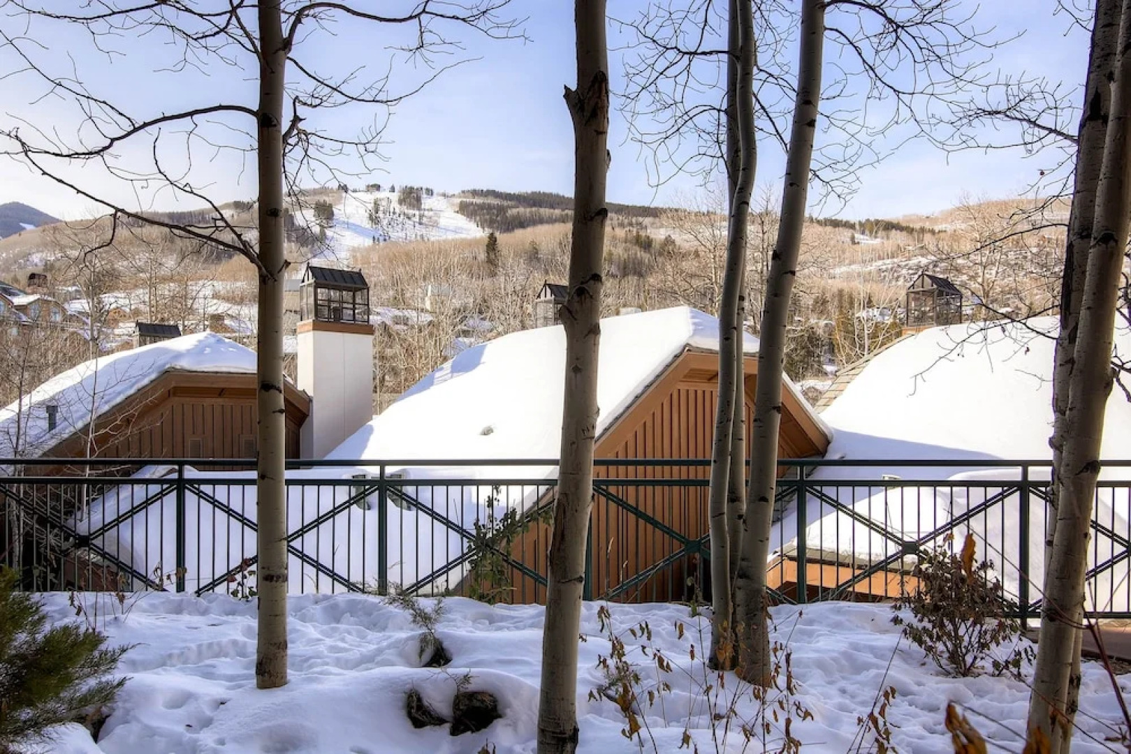 Villa Montane by East West Hospitality