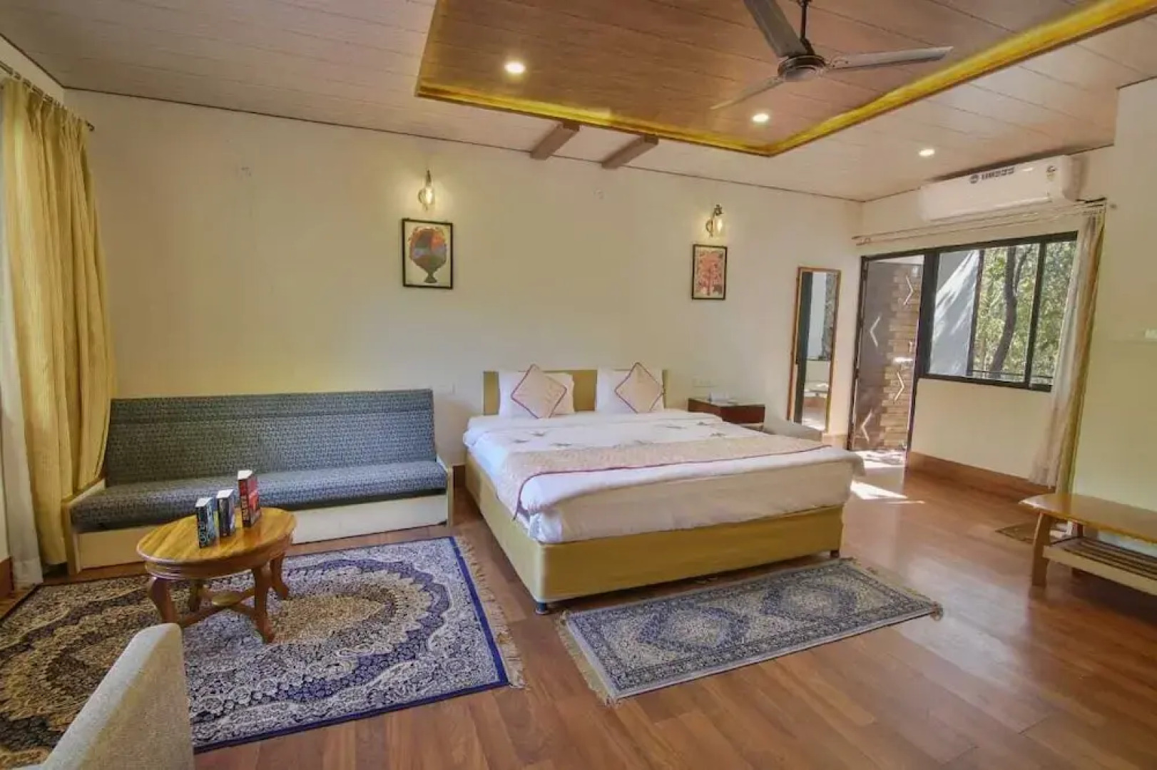 Wilderness camp Resort Pench