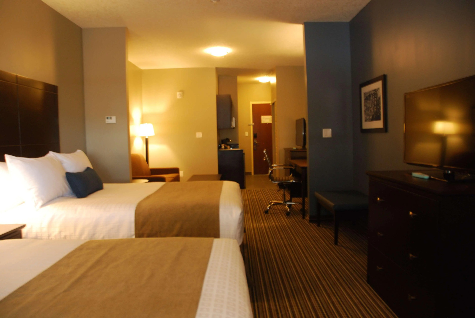 Best Western Plus Fort Saskatchewan Inn & Suites