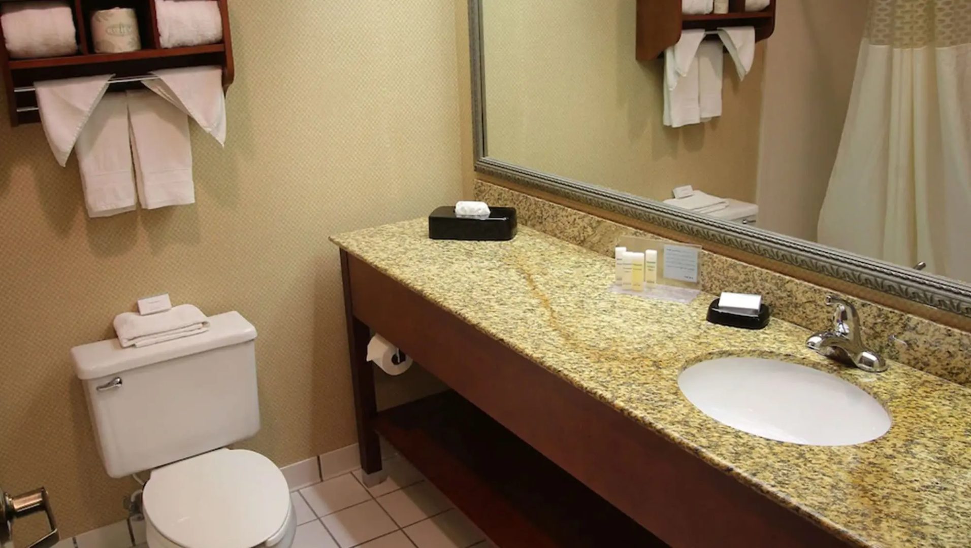 MainStay Suites Bourbonnais - Kankakee