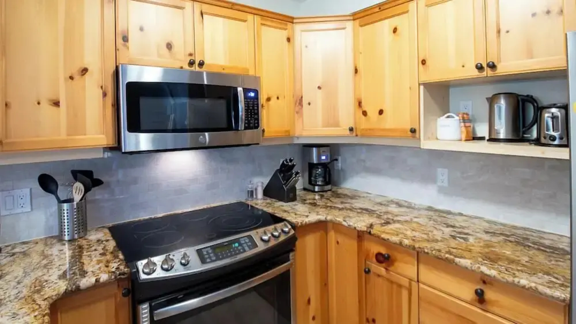 Stone Creek Chalets by FCR