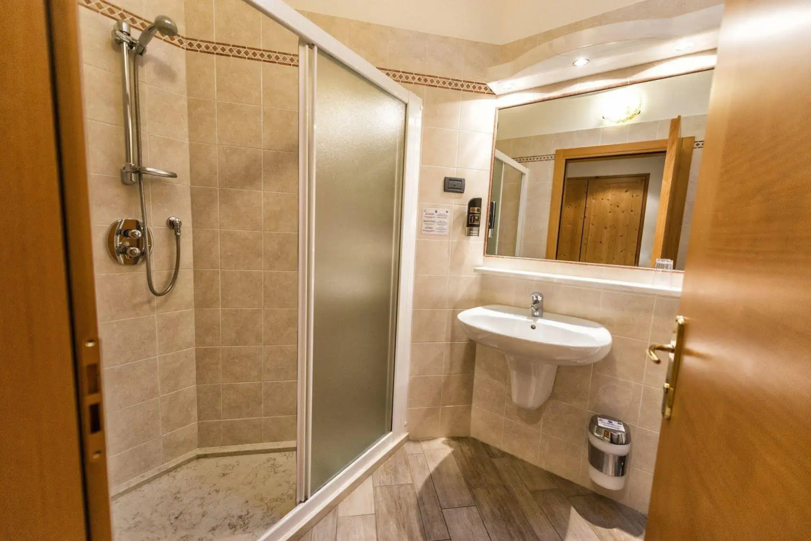 Hotel Ristorante Alla Nave