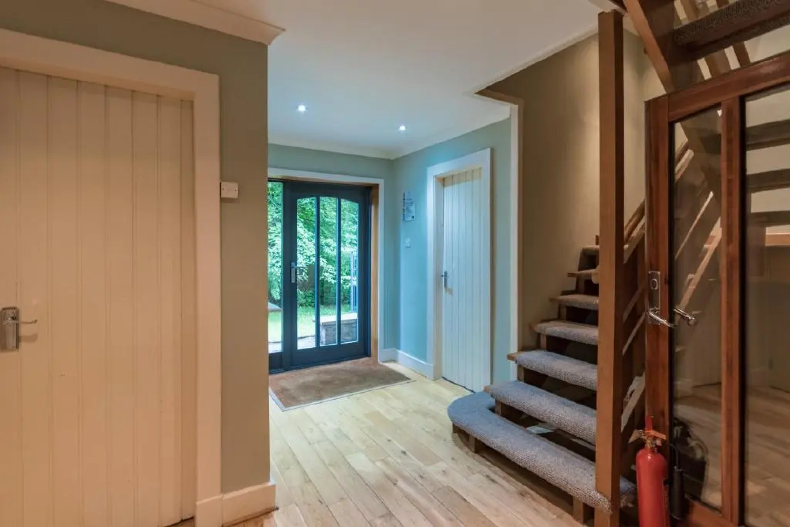 LOCH TAY HIGHLAND LODGES and GLAMPING PARK