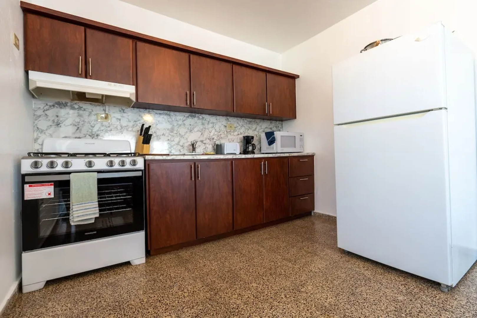 El Flamingo Beach Club