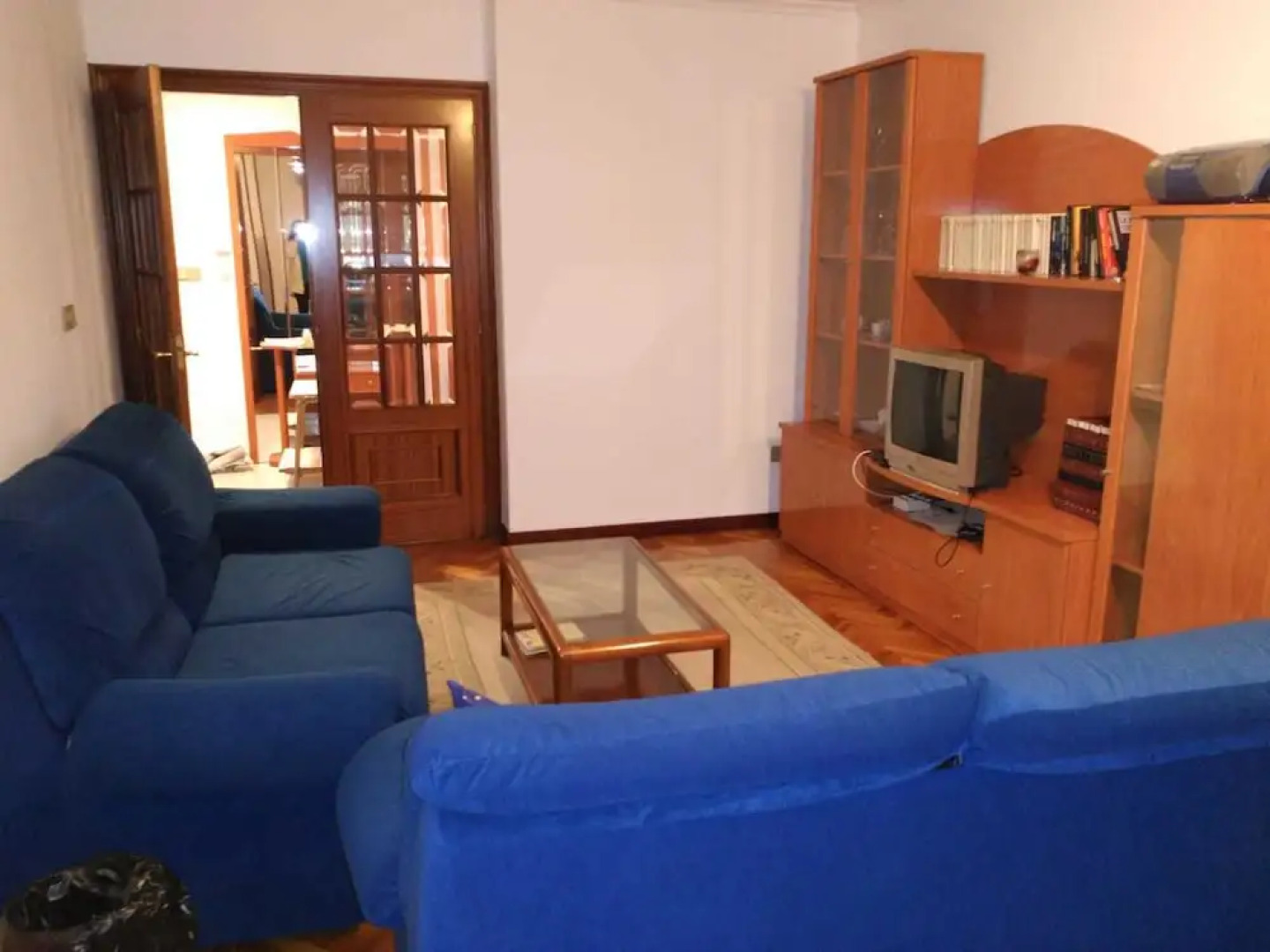 Amplio piso con garaje y vistas al mar