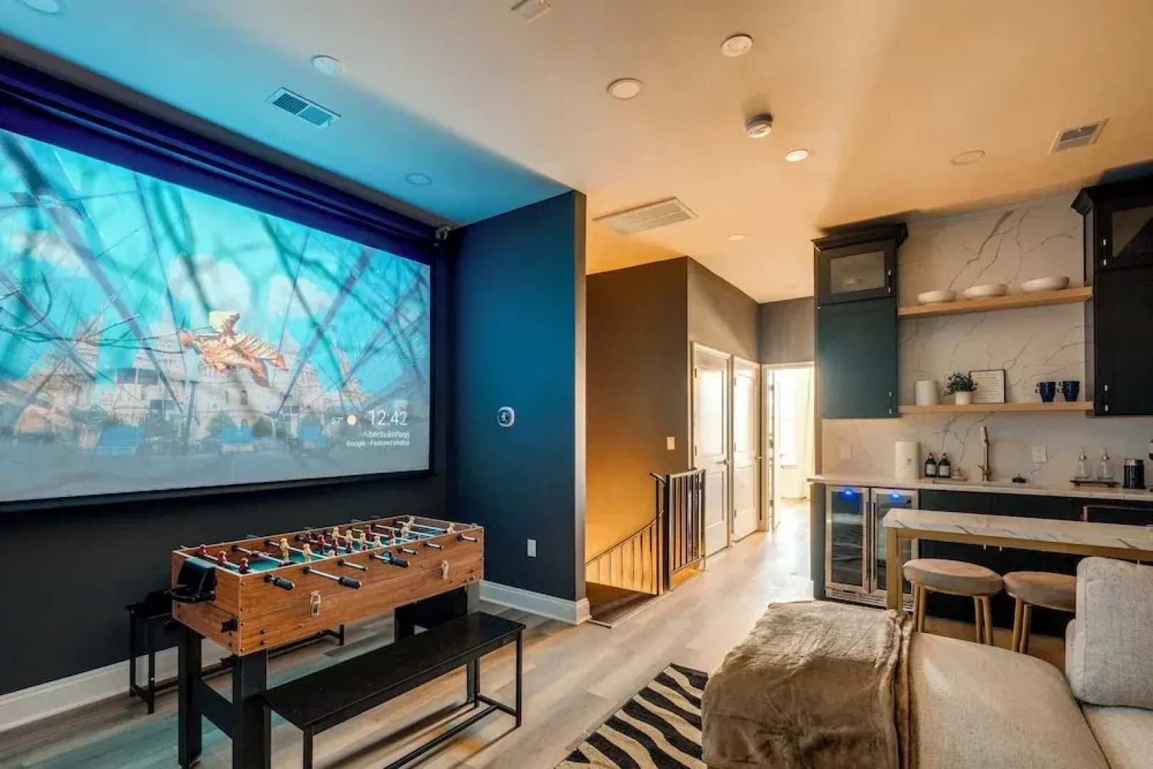 1 Mi to Dtwn: Hot Tub Haven in Richmond!