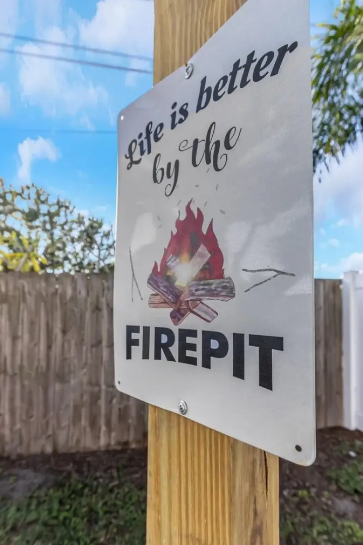 The Hammock - 3 BR gem 5 Mins to Beach