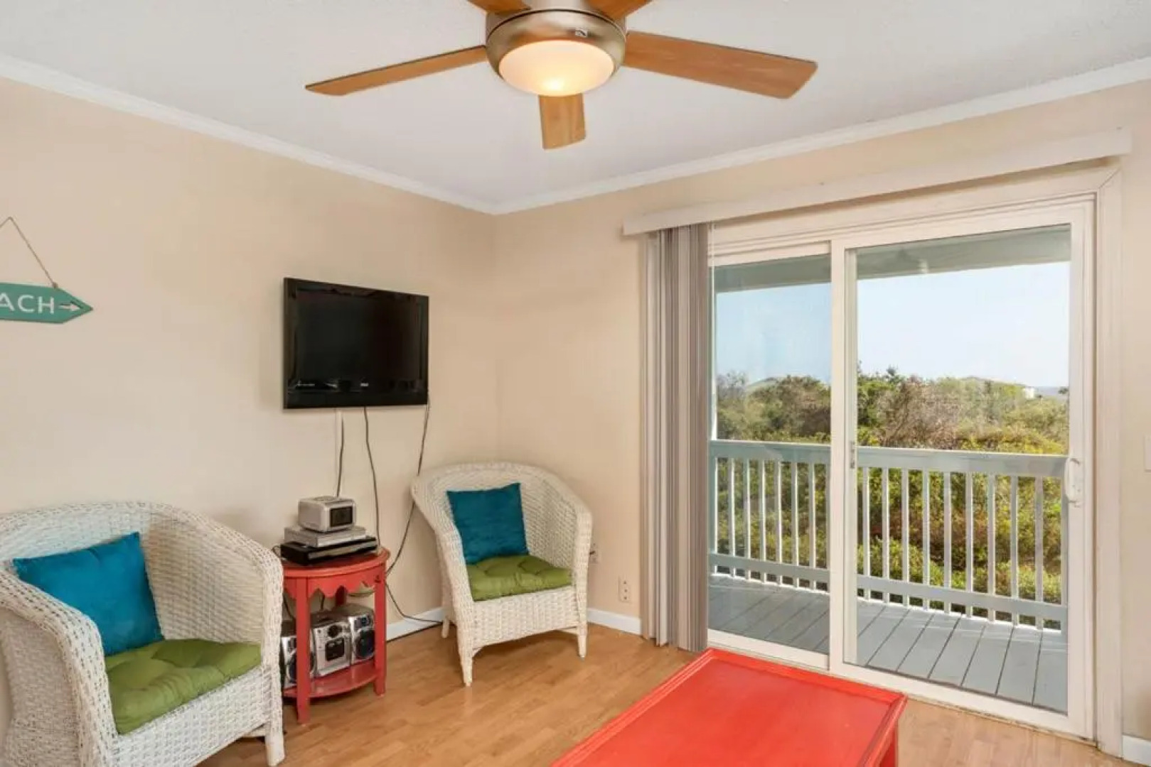 The Hideaway by Oak Island Accommodations