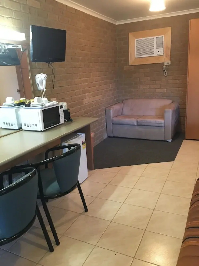 Darling Junction Motor Inn Wentworth