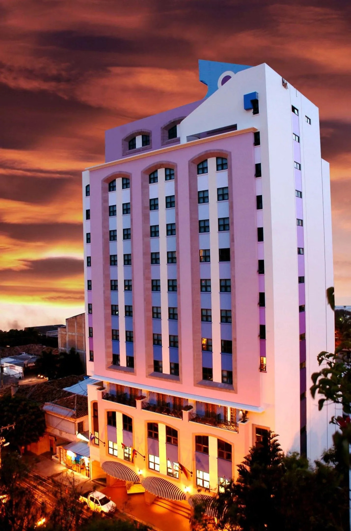 Hotel Plaza Juan Carlos